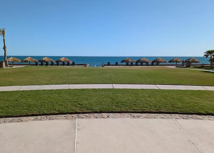 Bella Sirena 601-B -Stylish Condo In Oceanfront Resort